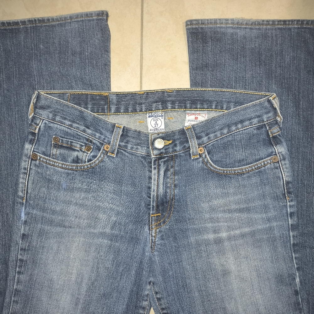 Lucky Brand Classic Blue Denim Jeans, Boot Cut - Picture 2 of 7